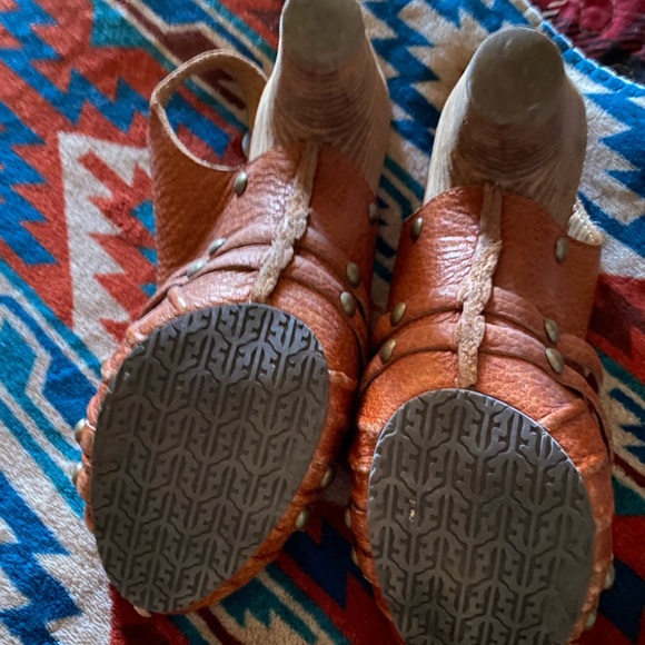 Frye Slingback pumps - Picture 6 of 6